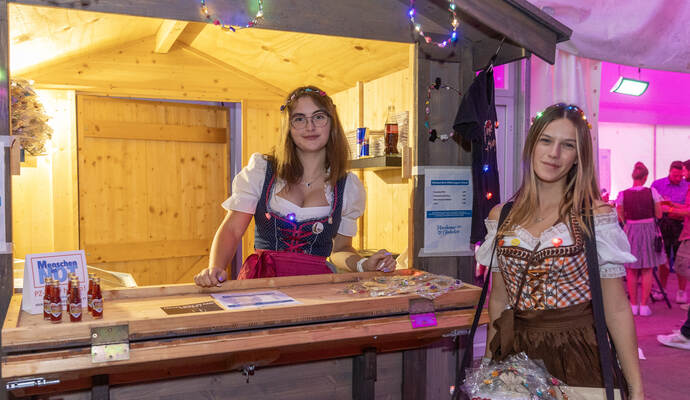 Oktoberfest Pforzheim Eröffnung Blaumeisen