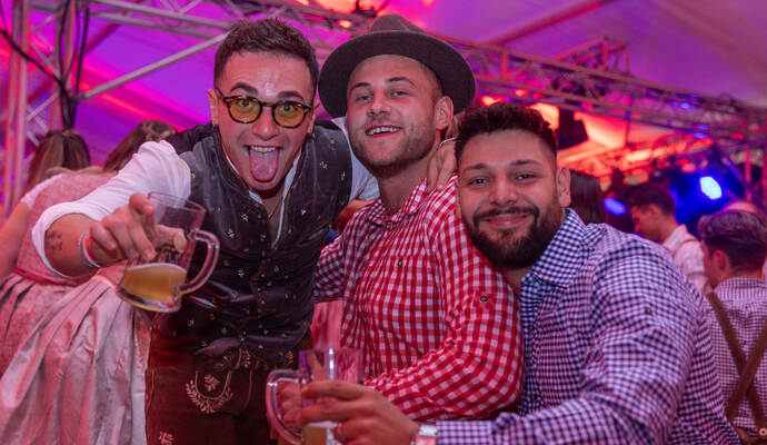 Oktoberfest Pforzheim Eröffnung Blaumeisen