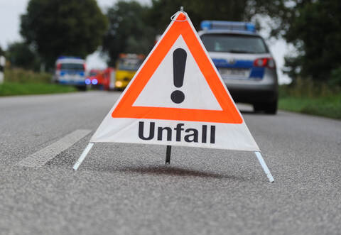 Es sei ein Schaden in Höhe von etwa 6.500 Euro entstanden.