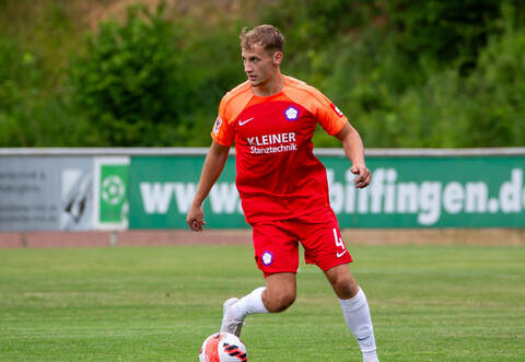 Schweres Spiel: Stefan Zimmermann tritt mit dem FC Nöttingen im Achtelfinale des BFV-Pokals gegen Regionalligist Walldorf an.