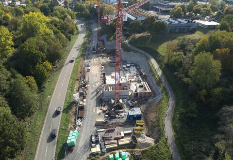 Die aktuelle Baustelle für die Feuerwehr unterhalb der Speiterlinghallen in Dietlingen. Im Kelterner Gemeinderat kam nun das Thema ökologischer Ausgleichsmaßnahmen zur Sprache.