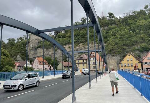 An den Gehwegen muss sich die Stadt finanziell beteiligen.