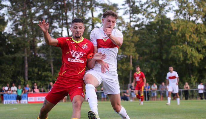 Fußball 1. CFR Pforzheim vs. VfB Stuttgart II