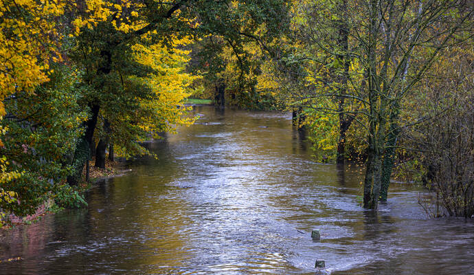 Hochwasser Enz Altstädter Brücke