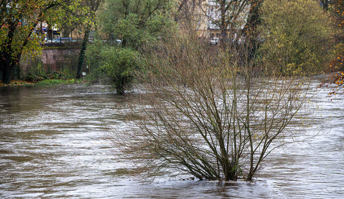 Hochwasser Enz Altstädter Brücke