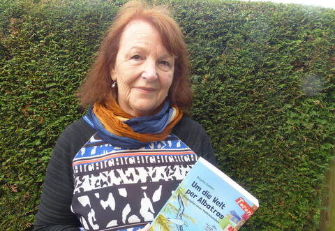 Mit viel Humor beschreibt Brigitte Siebler ihre Erlebnisse in ihrer „Biographie einer Weltreisenden“.