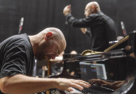 Pflegt eine tiefgründige Verbindung zur Ukraine, die bis in die Zeit vor dem Krieg zurückreicht: Sebastian Studnitzky.