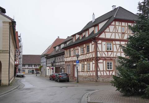 5,4 Millionen Euro würde die Erneuerung des Kanalnetzes unter dem Steiner Marktplatz kosten. Aber es stehen auch noch andere Projekte an.