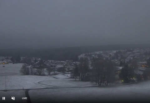 Trübe Aussicht am Sonntagnachmittag: Über die Webseite der Gemeinde Dobel hat man die aktuellen Wetterverhältnisse im Blick