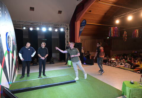 Wer am Samstagnachmittag in der K.O.-Runde spielt, hat sich bereits am Freitagabend entschieden.