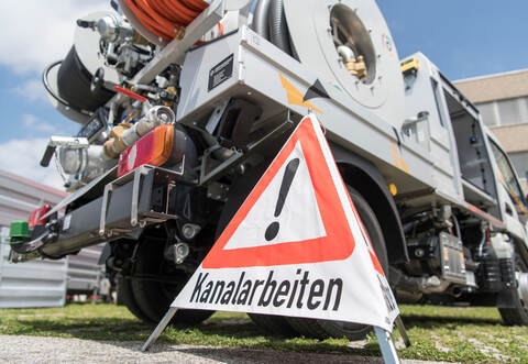 5 Millionen Euro für die Sanierung der Kanalisation von Unterreichenbach mit seinen Teilorten inklusive Planung und Ausschreibung kalkuliert Ingenieur Bernhard Fontanier überschlägig „als Richtwert“.