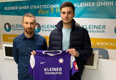 Marko Andric (rechts) spielt ab sofort für den von Dirk Rohde trainierten FC Nöttingen.