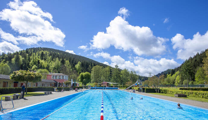 Calmbach Waldfreibad Wiedereröffnung
