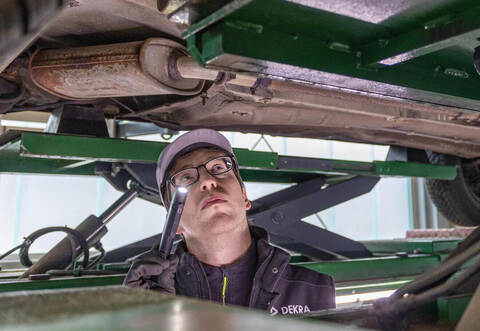 Reportage DEKRA Straubenhardt