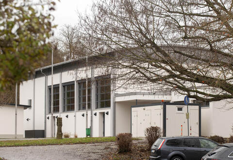 Die Enztalhalle in Mühlhausen muss nach einer Untersuchung ab sofort vorsorglich werden.