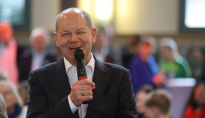 Bundeskanzler Olaf Scholz ist zu Besuch in Nagold und Calw. Bundeskanzler Olaf Scholz ist zu Besuch in Nagold und Calw.