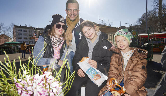 Wochenmarkt auf dem Turnplatz erstmals mit einem rollenden Supermarkt