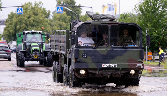 Hochwasser in Bayern - Reichertshofen