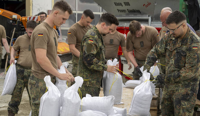 Hochwasser in Bayern - Höchstädt