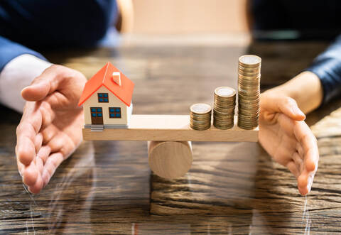 Wer zahlt künftig wie viel Grundsteuer? Das Land hat den Kommunen jetzt signalisiert, dass sie nicht draufzahlen müssen, wenn sie Folgen der Reform für die Bürger abfedern.