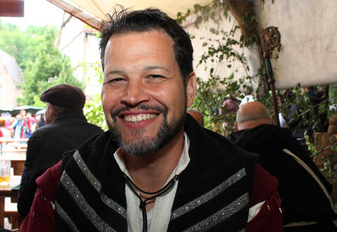 Noch eine Woche lang bleibt der Bart im Gesicht von Maulbronns Stadtoberhaupt Aaron Treut.