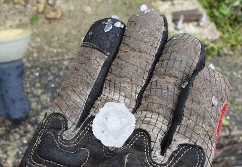 Große Hagelkörner sind über Calw vom Himmel gefallen.