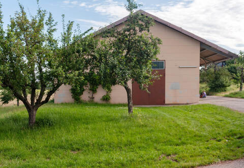 Die Vinothek soll sechs Meter lang, drei Meter tief und 3,5 Meter hoch werden.