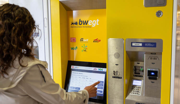 VPE Ticketautomat Bahn Bus