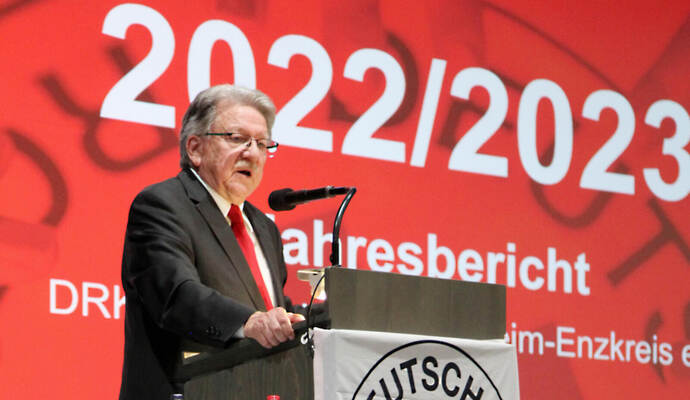 Wolfgang Kramer, Präsident des DRK-Kreisverbandes Pforzheim-Enzkreis, geht auf zahlreiche Herausforderungen ein. Wolfgang Kramer, Präsident des DRK-Kreisverbandes Pforzheim-Enzkreis, geht auf zahlreiche Herausforderungen ein.