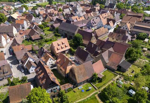 Lienzingen Altbau Hausdächer Solaranlagen