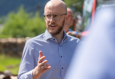 Calmbach Container Flüchtlinge Beermiß